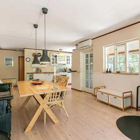 Holiday home Awesome In Aakirkeby With Wifi